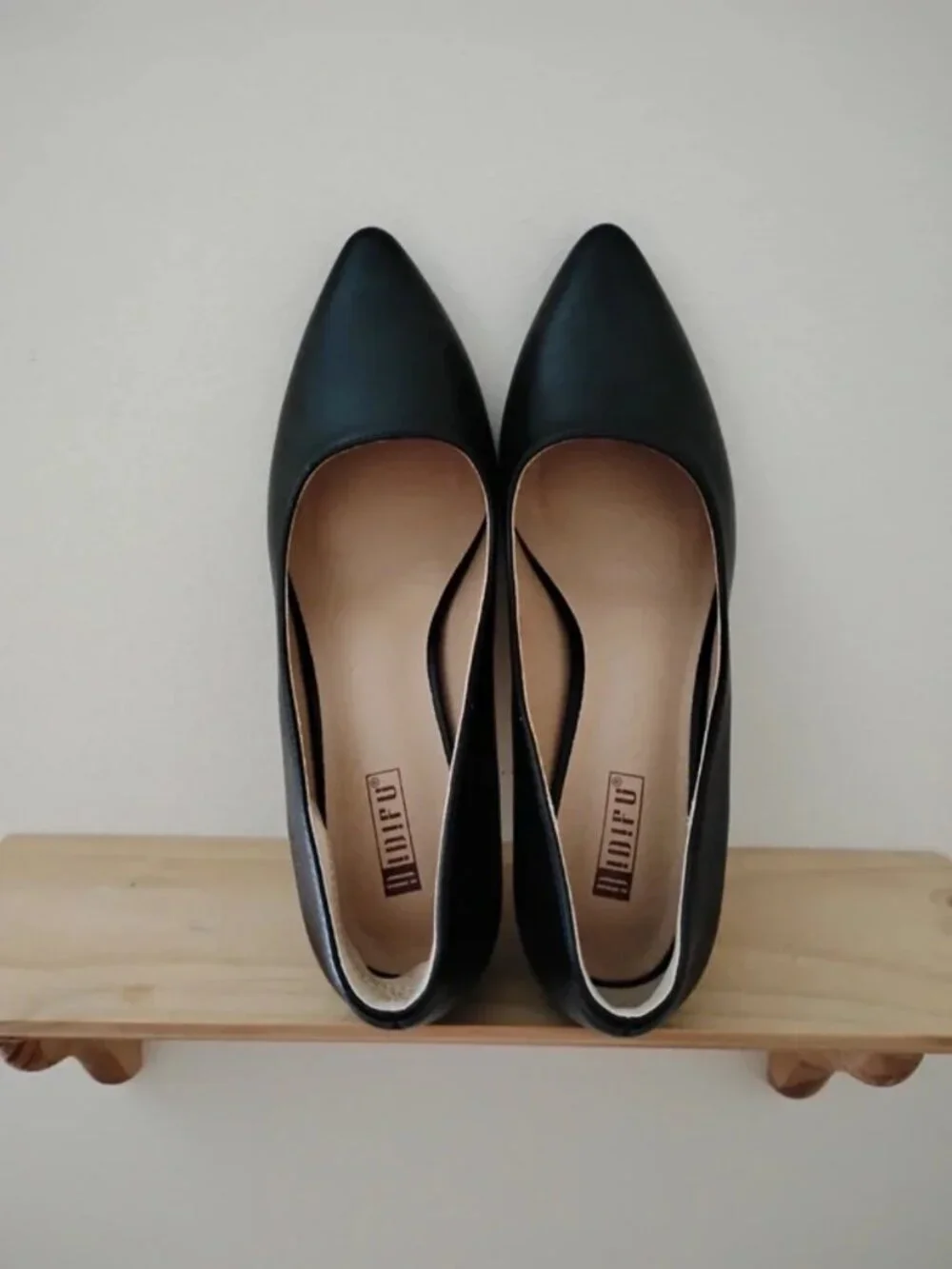 Beautiful Classic Black High Heel Pumps
